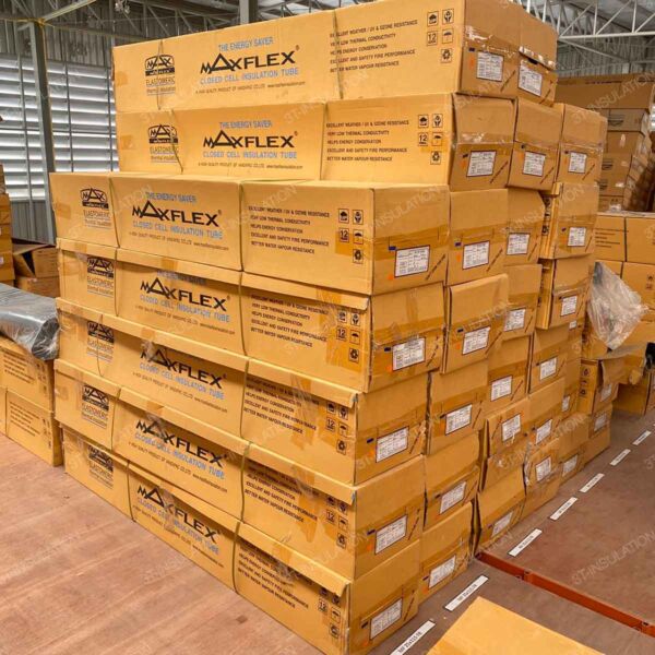 ฉนวนยางดำ MAXFLEX FR ชนิดท่อสำเร็จรูป | 3T-INSULATION สต็อคสินค้าฉนวนหุ้มท่อ maxflex